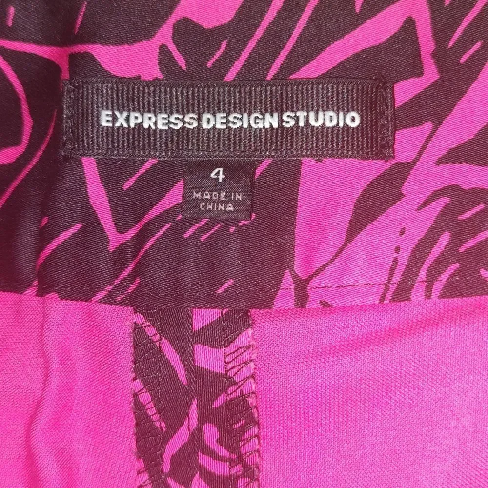 Express Designs Studio black pink floral skirt with shorts Sz 4